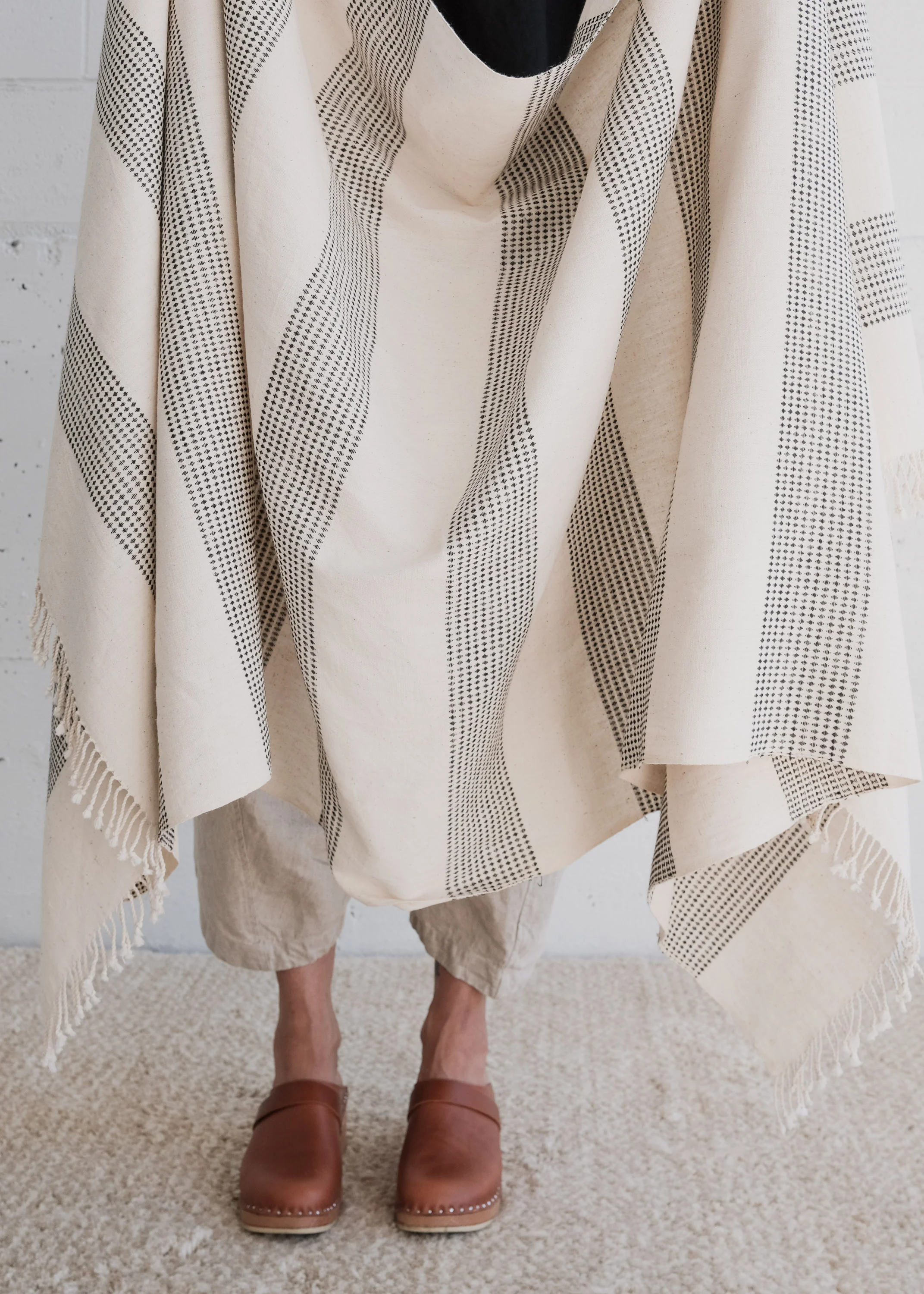 Bhujodi Blanket Shawl - Handwoven Kala Cotton - Tiny Diamonds - Image 5