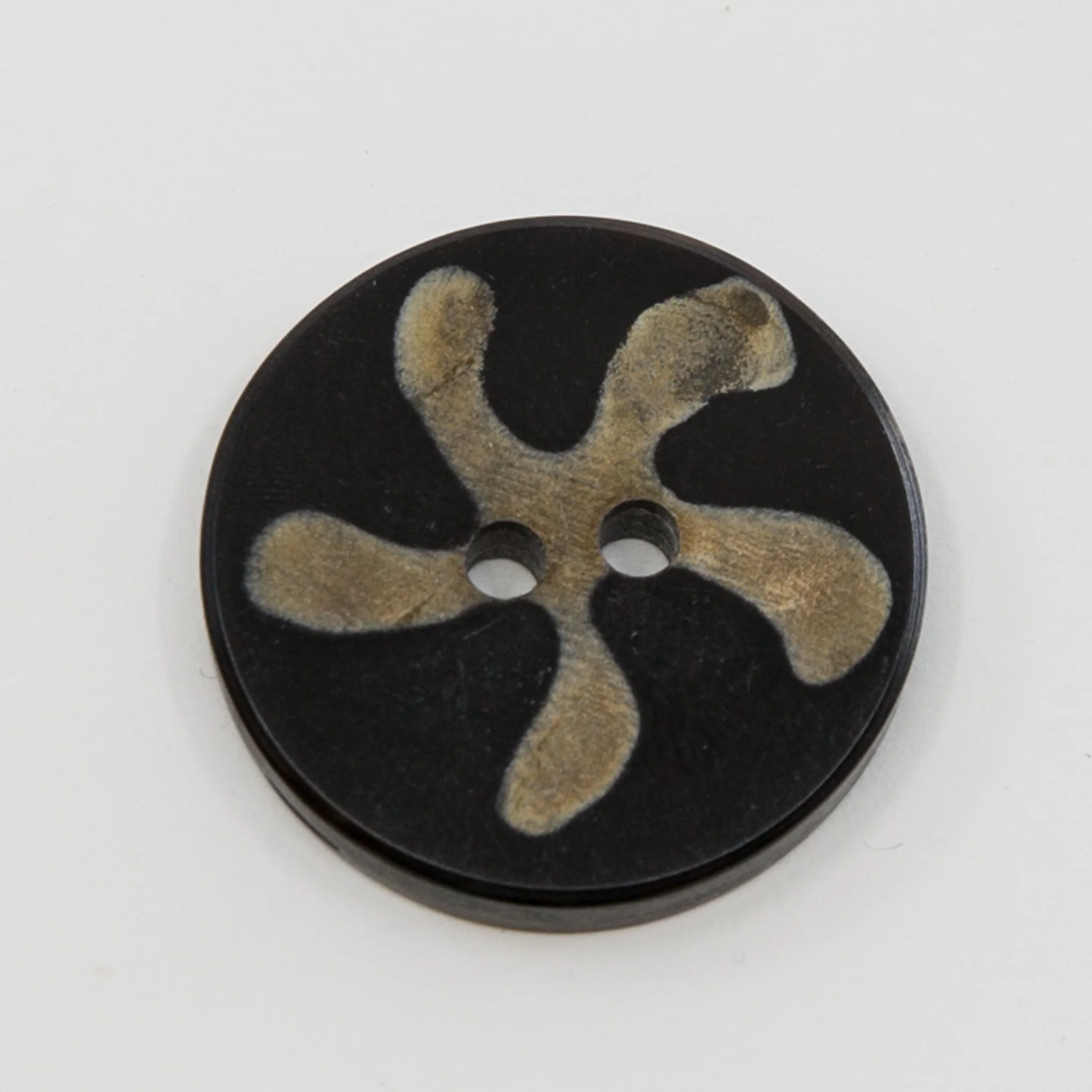 Handcarved Horn Button - Star Flower