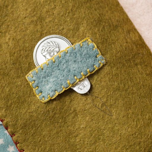 Embroidery Felt Craft Kit by Corinne Lapierre - Needle Case - Image 3