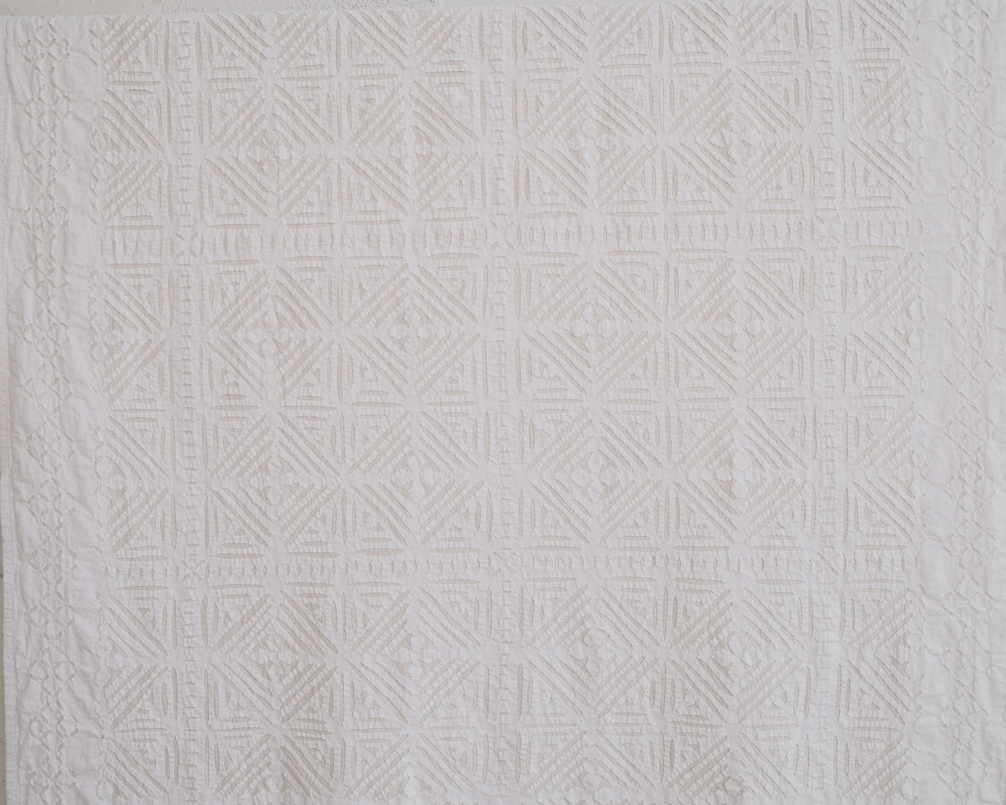 Handstitched Appliqué - White on Natural - Single/Twin - Angular - Image 5