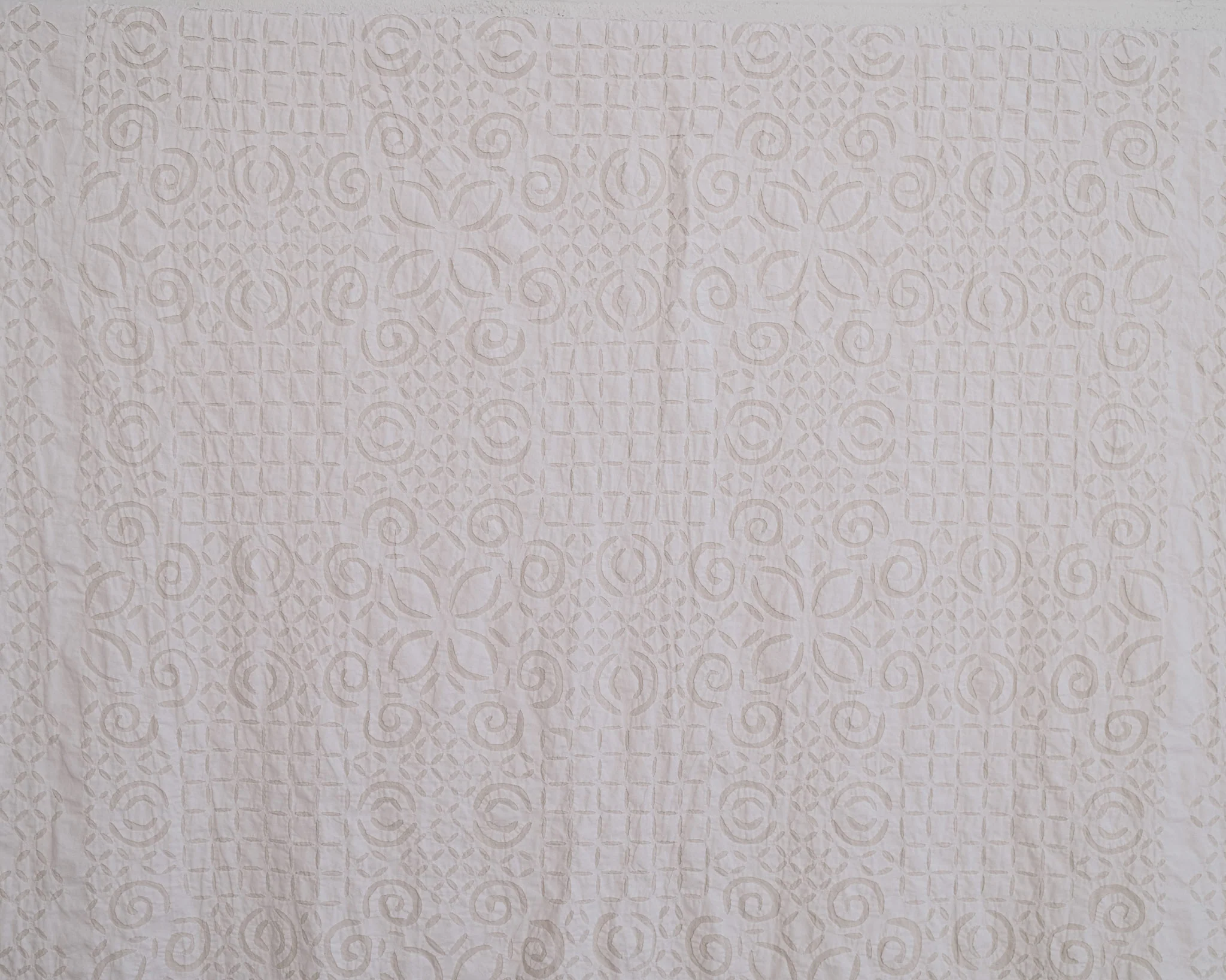 Handstitched Appliqué - White on Natural - Single/Twin - Coin - Image 5