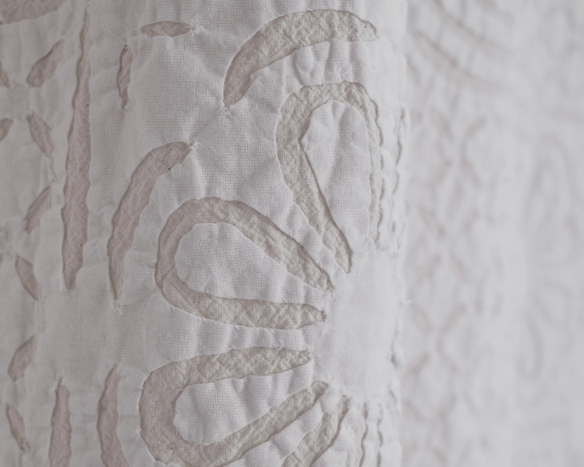 Handstitched Appliqué - White on Natural - Daisy - Image 6