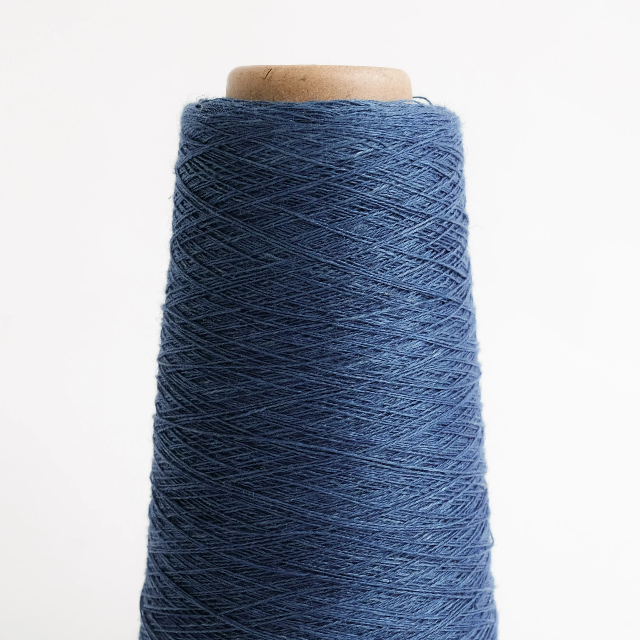 Honest Yarn - Naturally Dyed Organic Linen - Cobweb - Indigo Medium