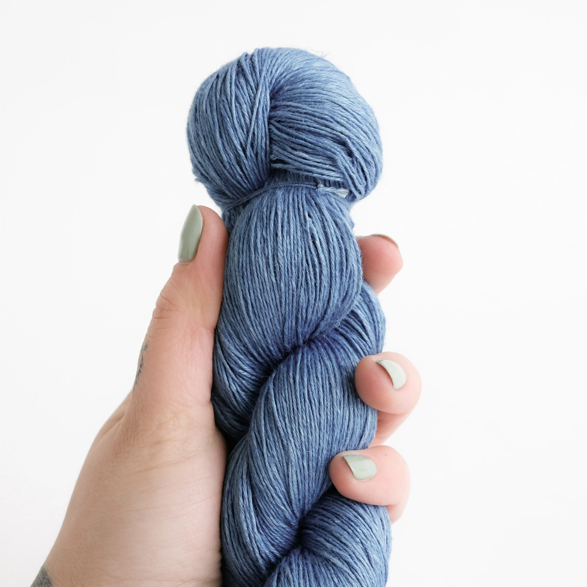 Honest Yarn - Naturally Dyed Organic Linen - Lace - Indigo Light - Image 3