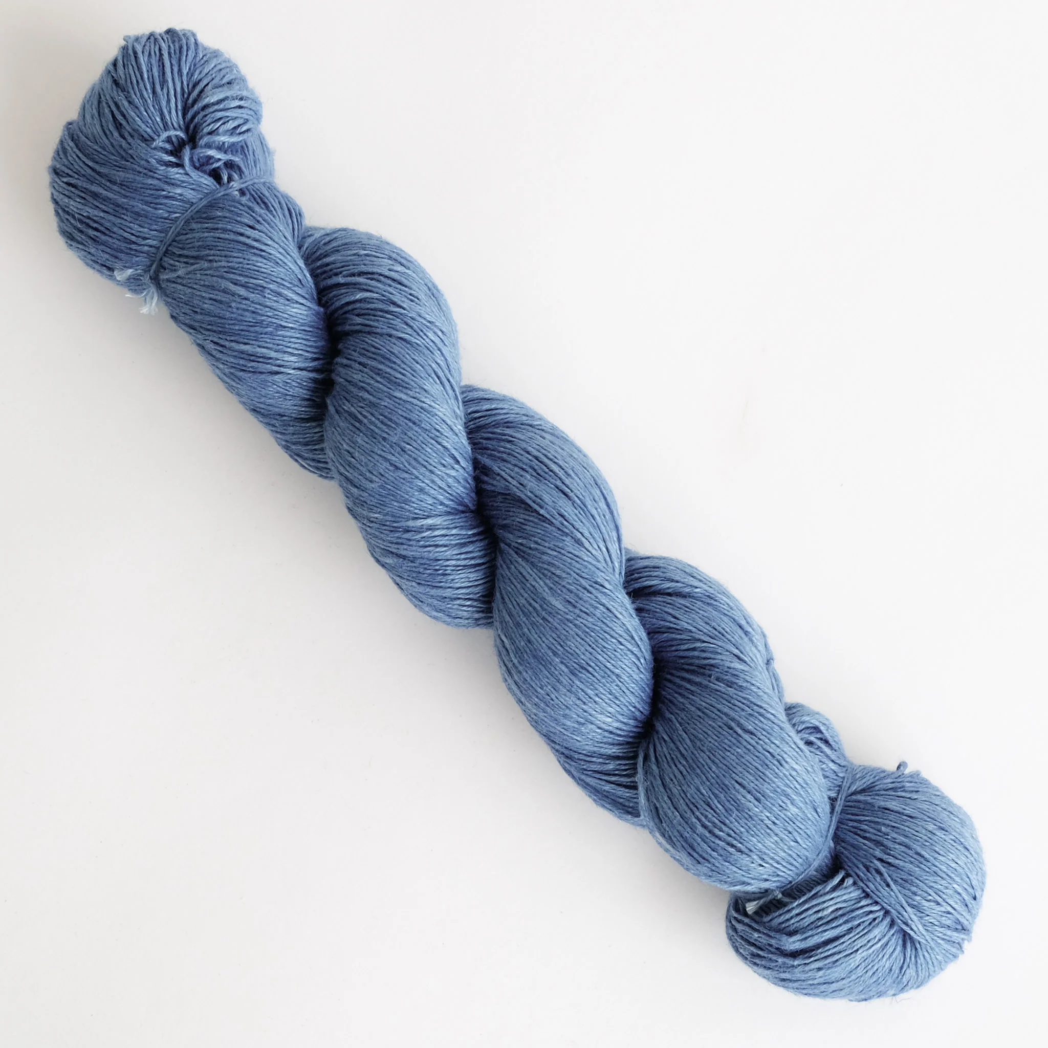 Honest Yarn - Naturally Dyed Organic Linen - Lace - Indigo Light - Image 4