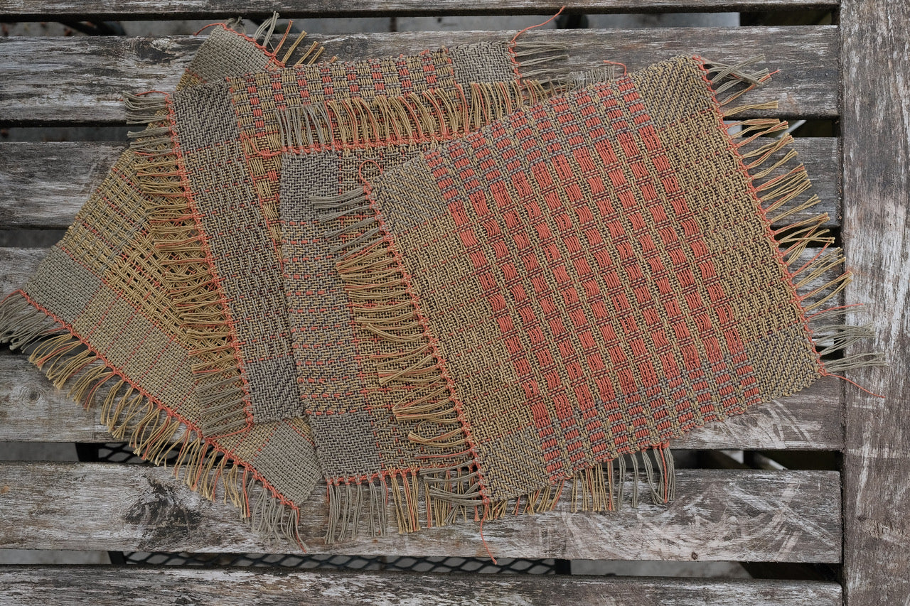 Honest Yarn - Naturally Dyed Organic Linen - Sport - Madder Medium - Image 6