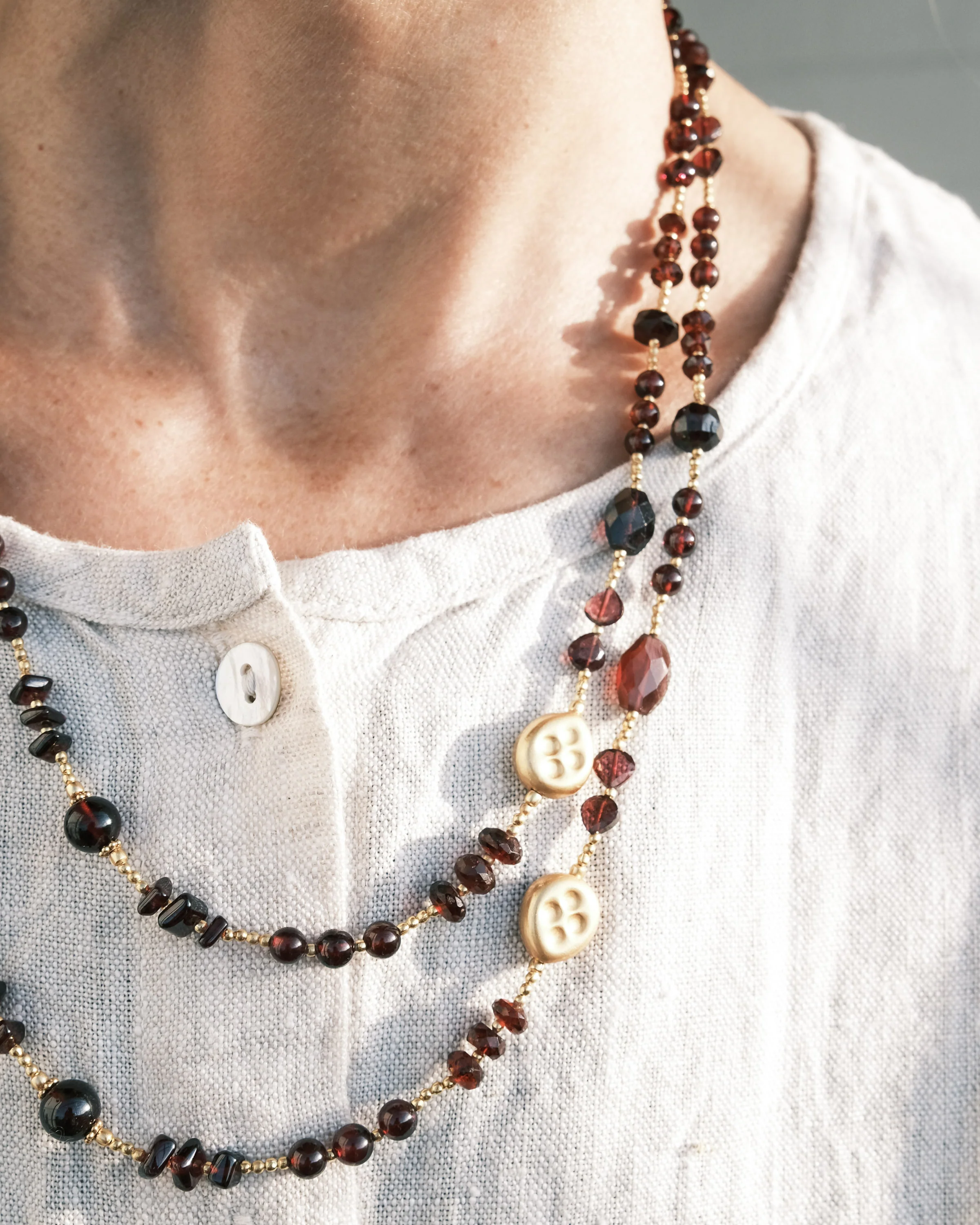 Jewellery - Necklace - Gold Plate & Garnet - Image 3