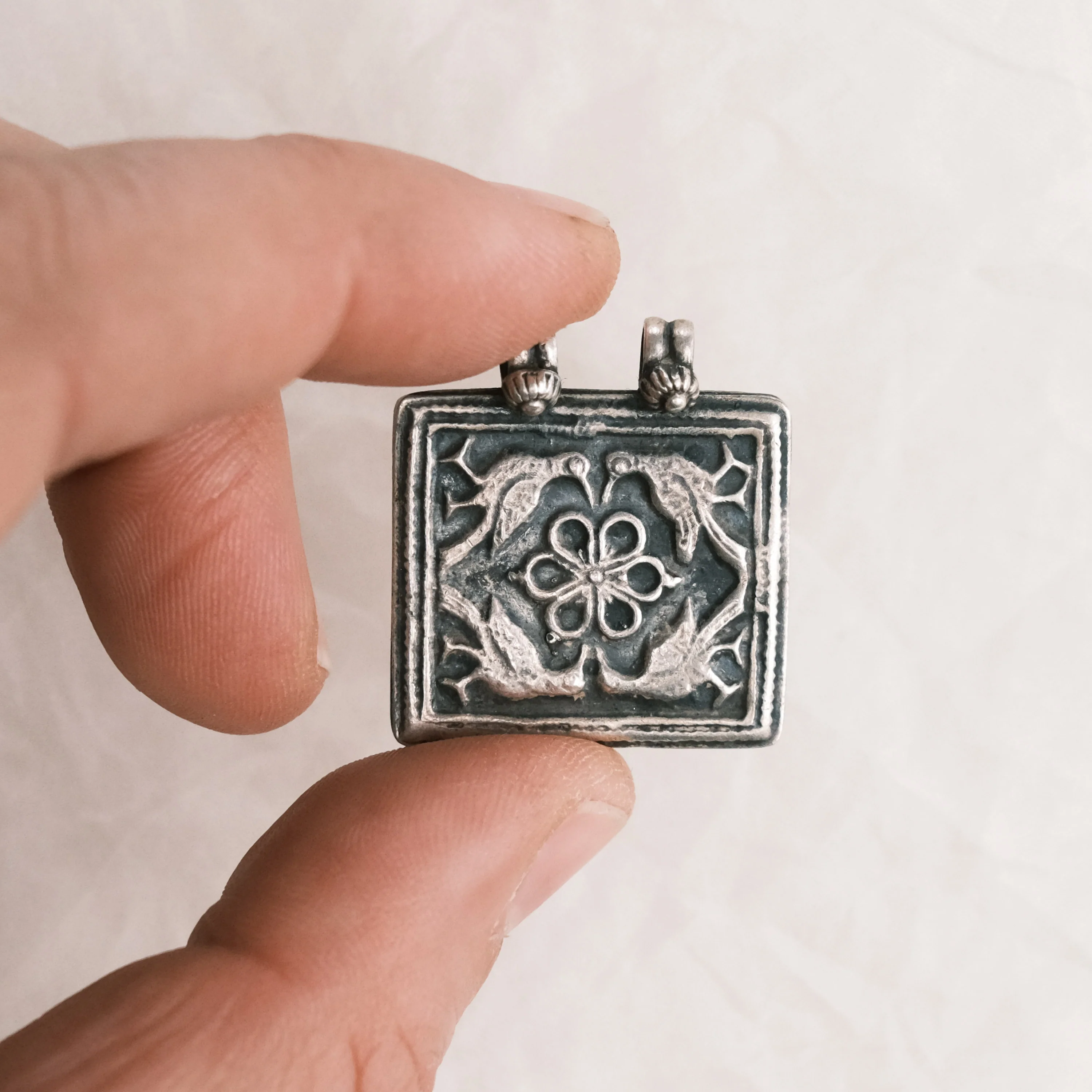 Jewellery - Pendant - Vintage Silver Songbird Dance - Image 2