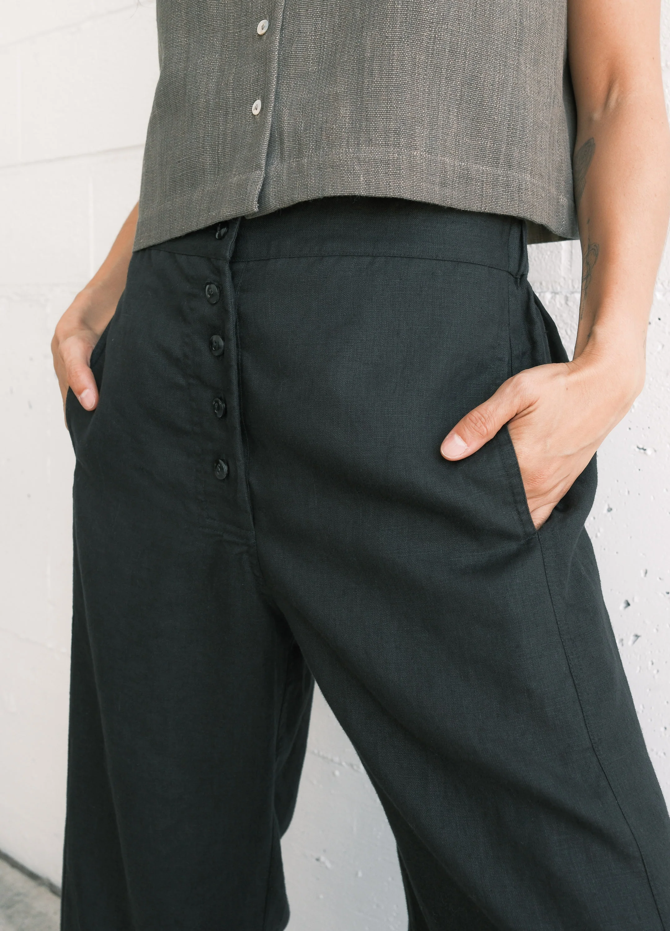 Juniper Pant - Linen - Black - Image 4