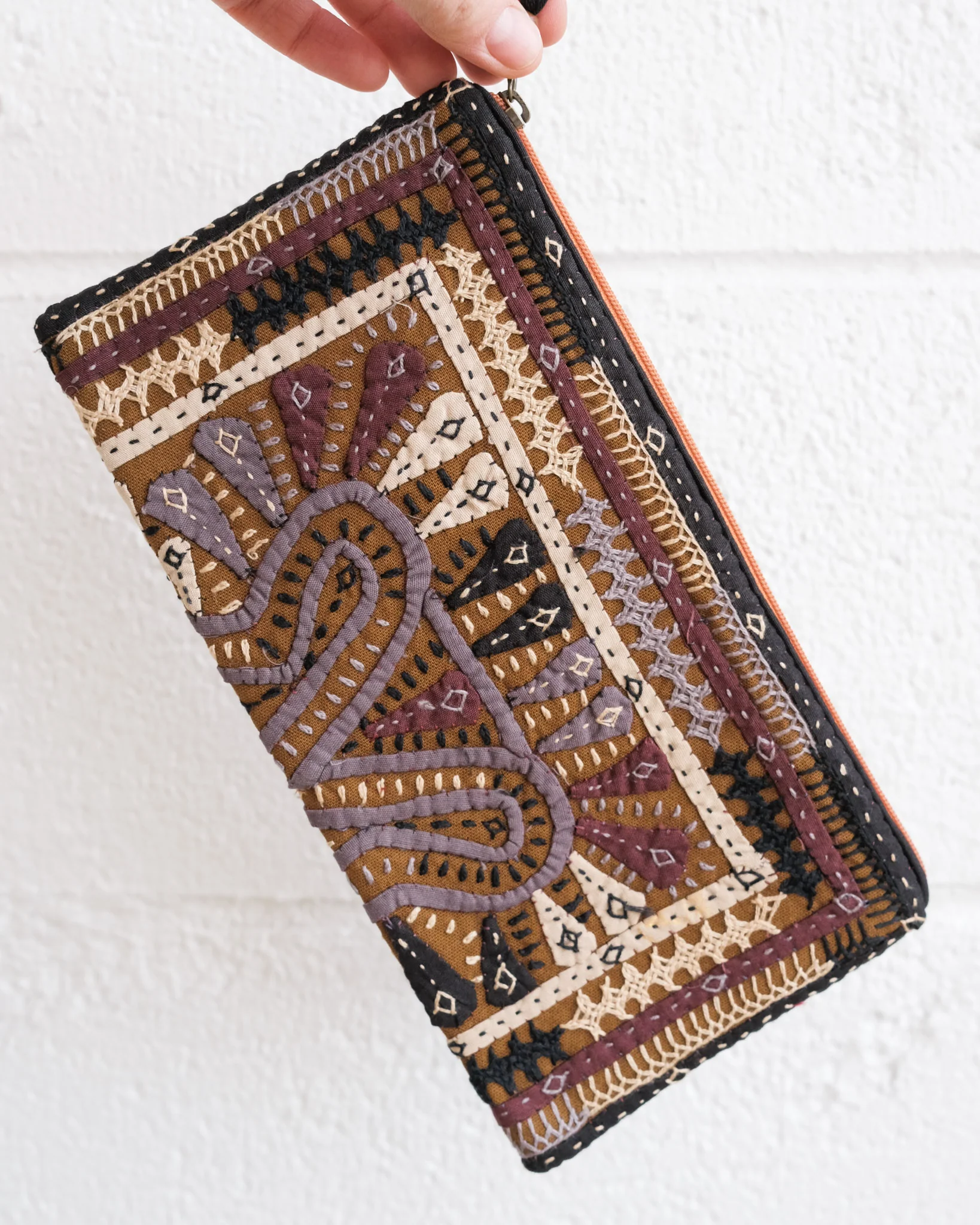 Kachchh Embroidery - Clutch - Dhebaria Rabari - Tiger Eye
