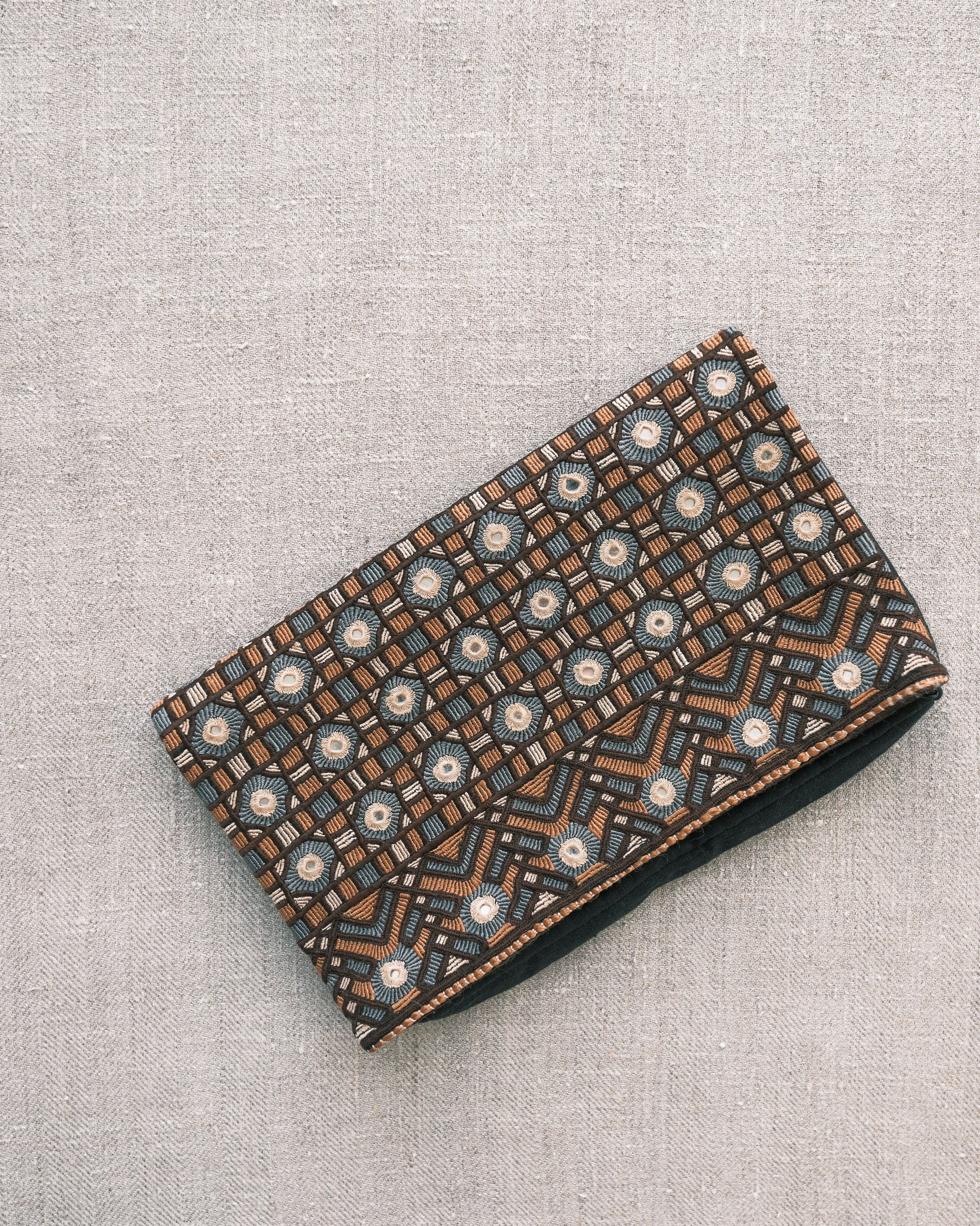 Kachchh Embroidery - Folded Bag / Clutch - Dhanetah Jat - Desert Jewels - Image 6