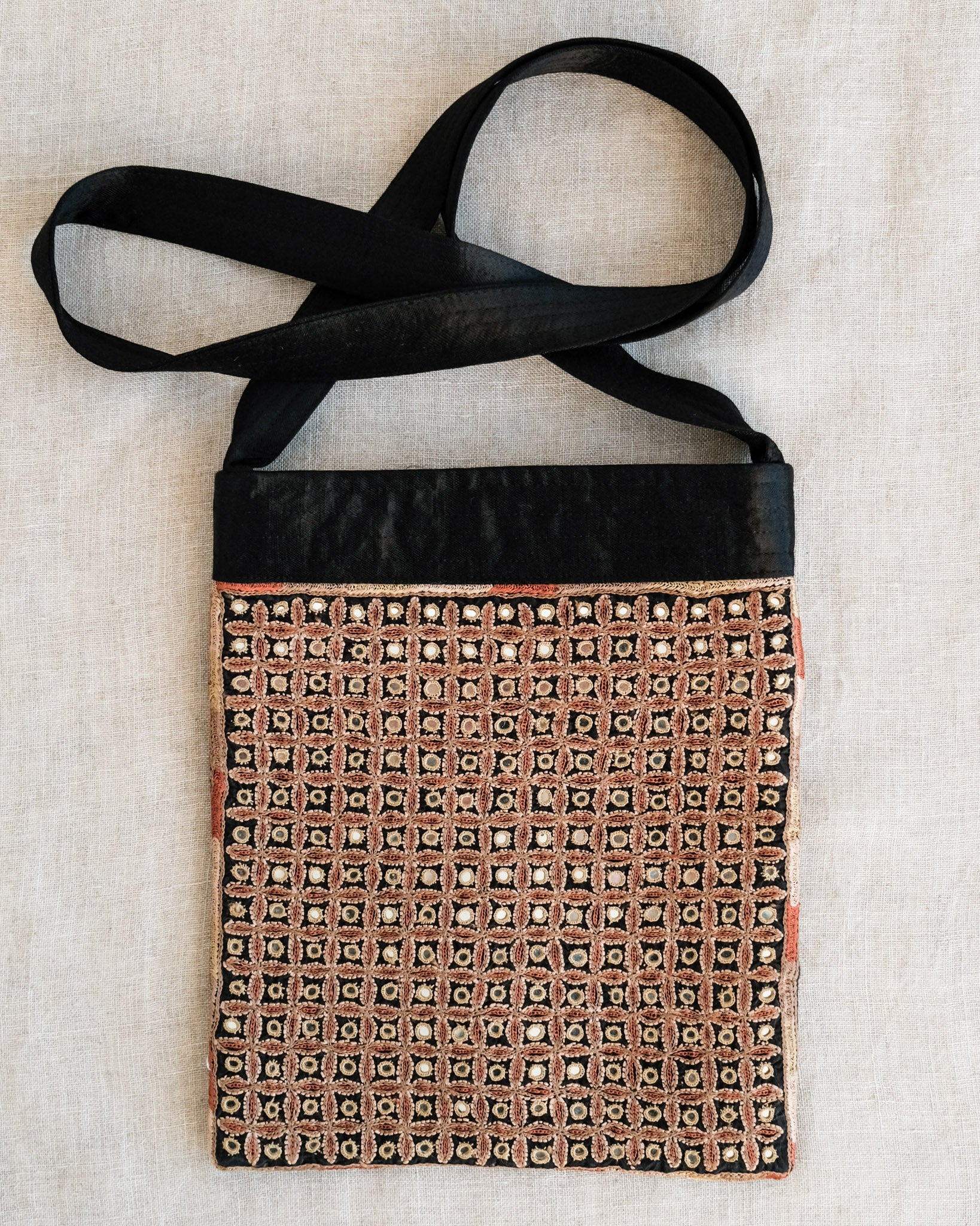 Kachchh Embroidery - Shoulder Bag - Mutwa - Golden Temple