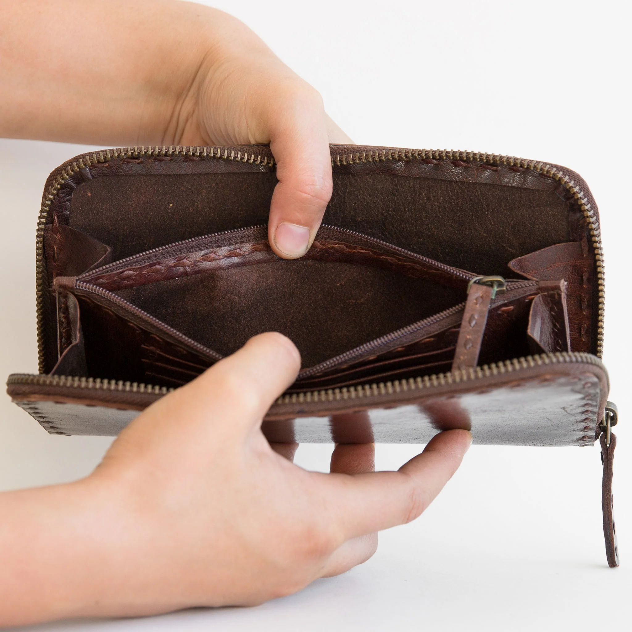 Leather Travel Wallet - Long - Brown - Image 3