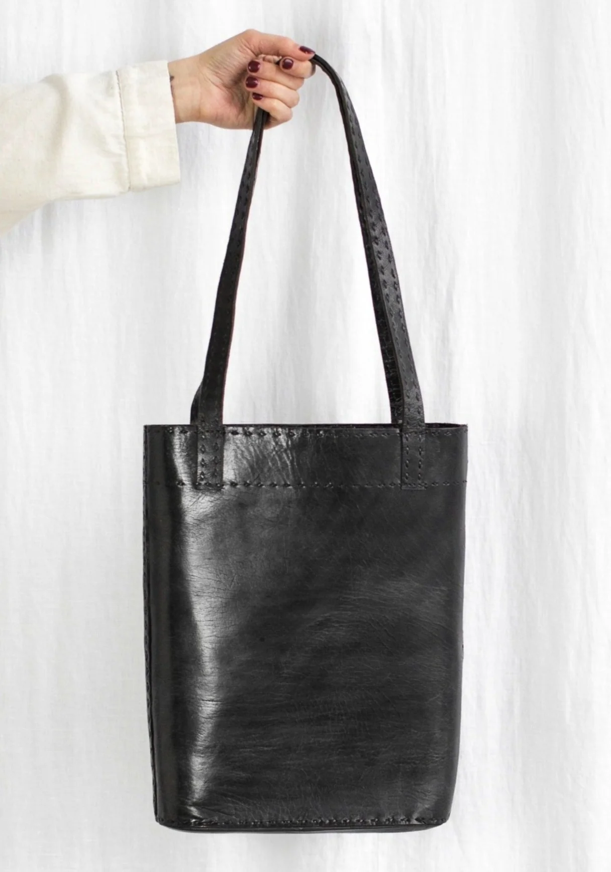 Leather Slim Tote - Black - Image 3