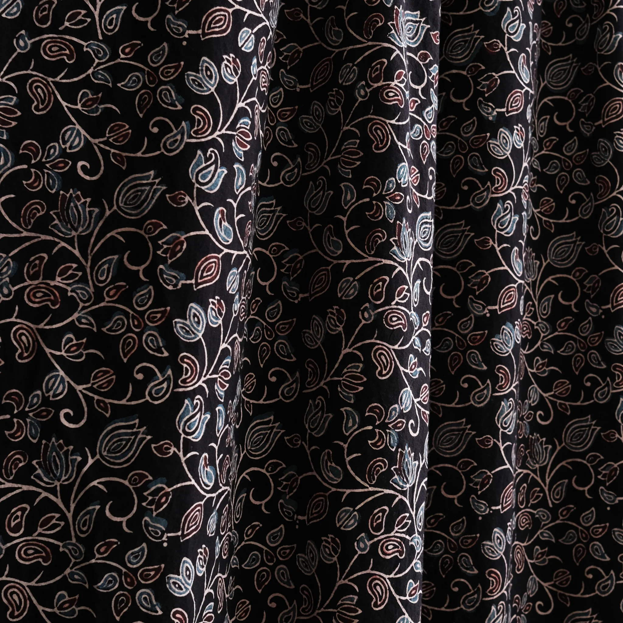 Organic Cotton Duvet Cover - Ajrakh Vine - Image 4
