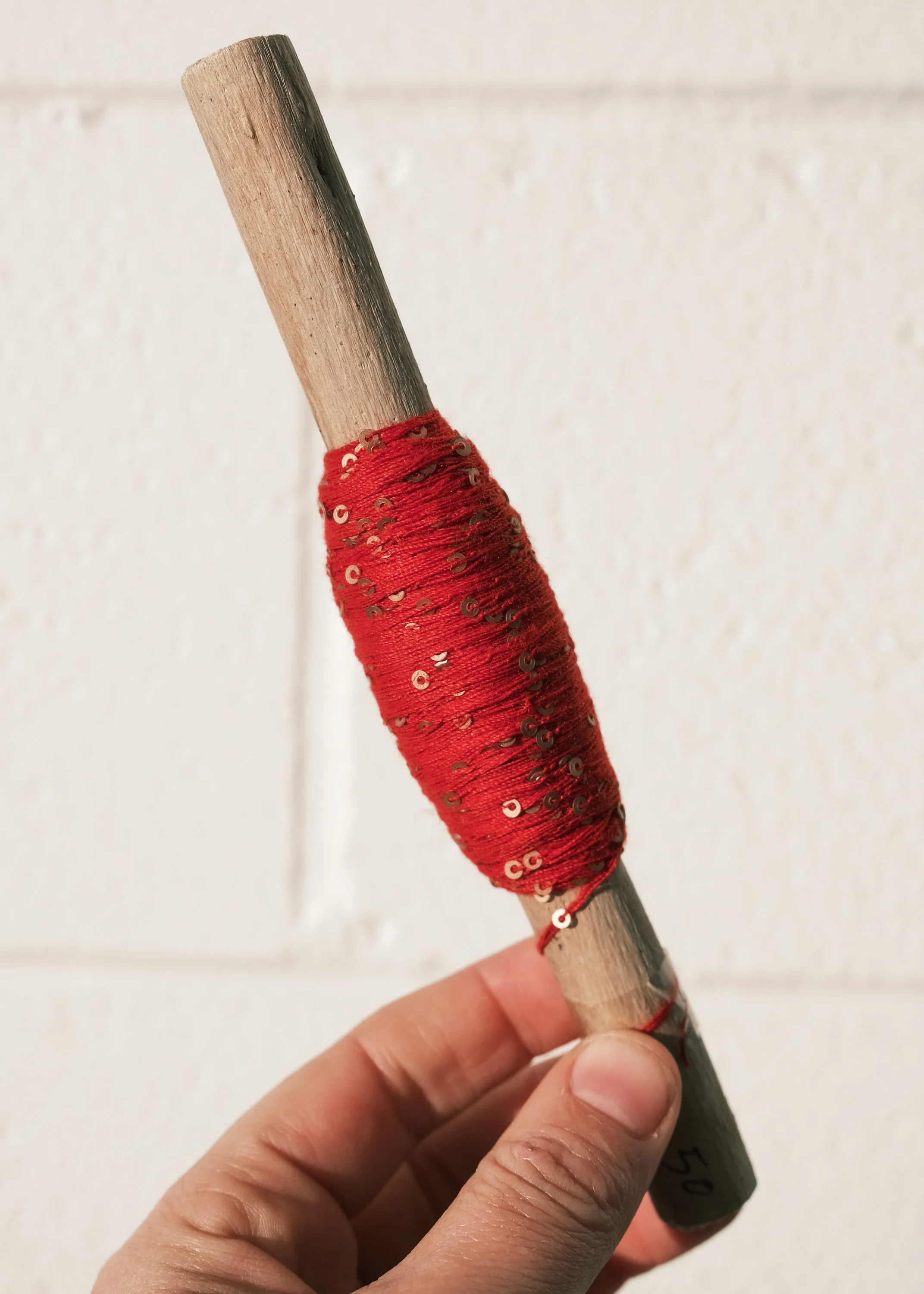 Sequin Thread - 50m Spool - Poppy - Image 4