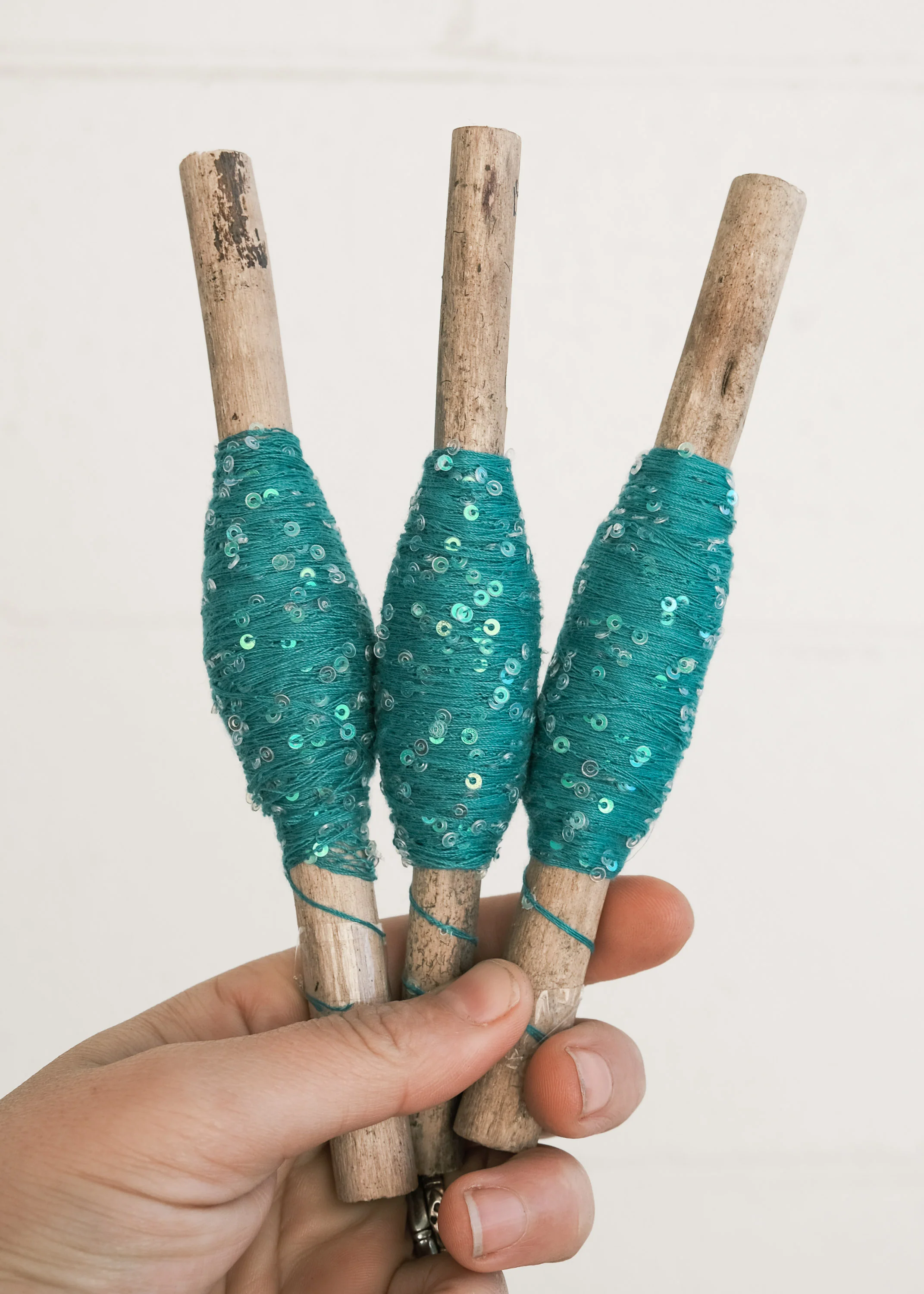 Sequin Thread - 50m Spool - Turquoise - Image 4