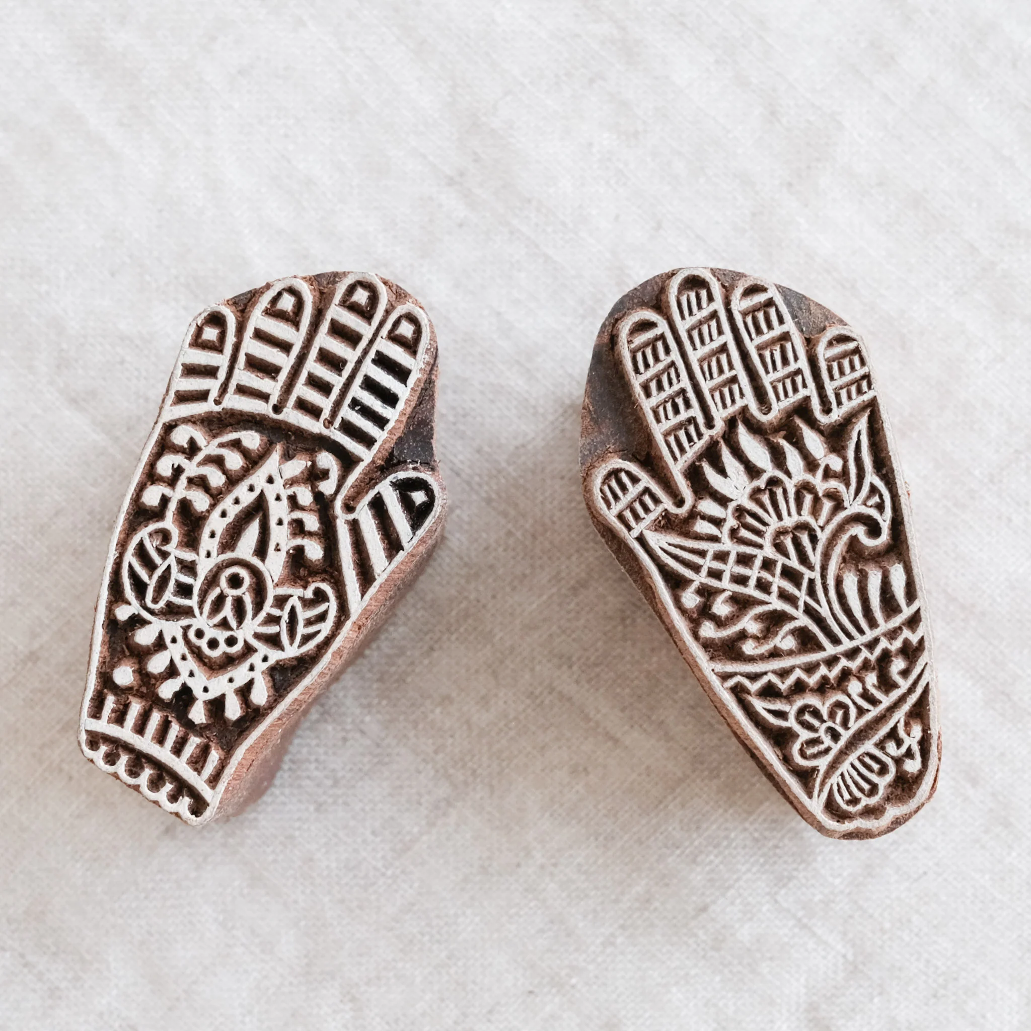 Wood Block - Striped Mehndi Hand - Image 4