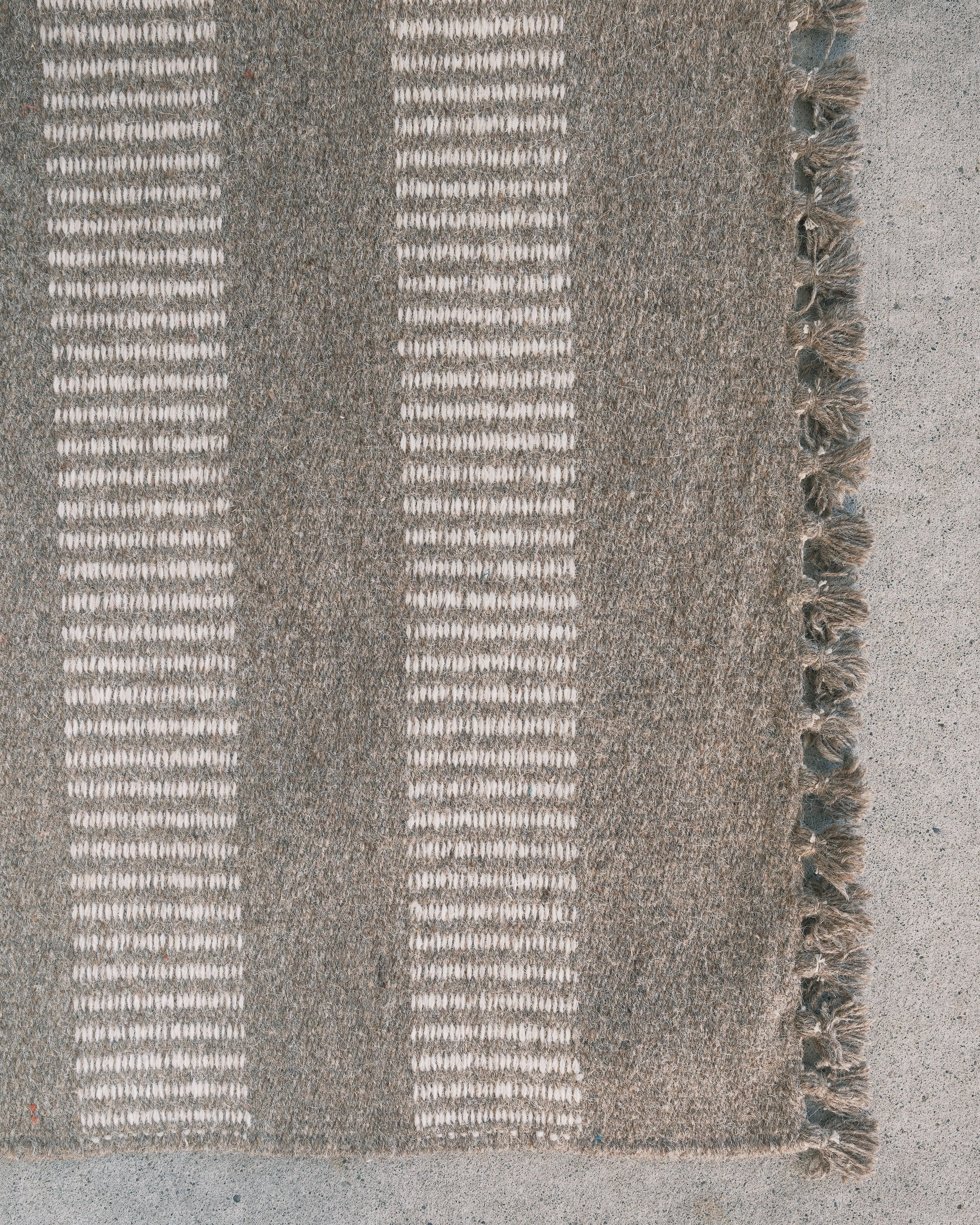 Wool Jawaja Carpet - Large - Balance - Image 3