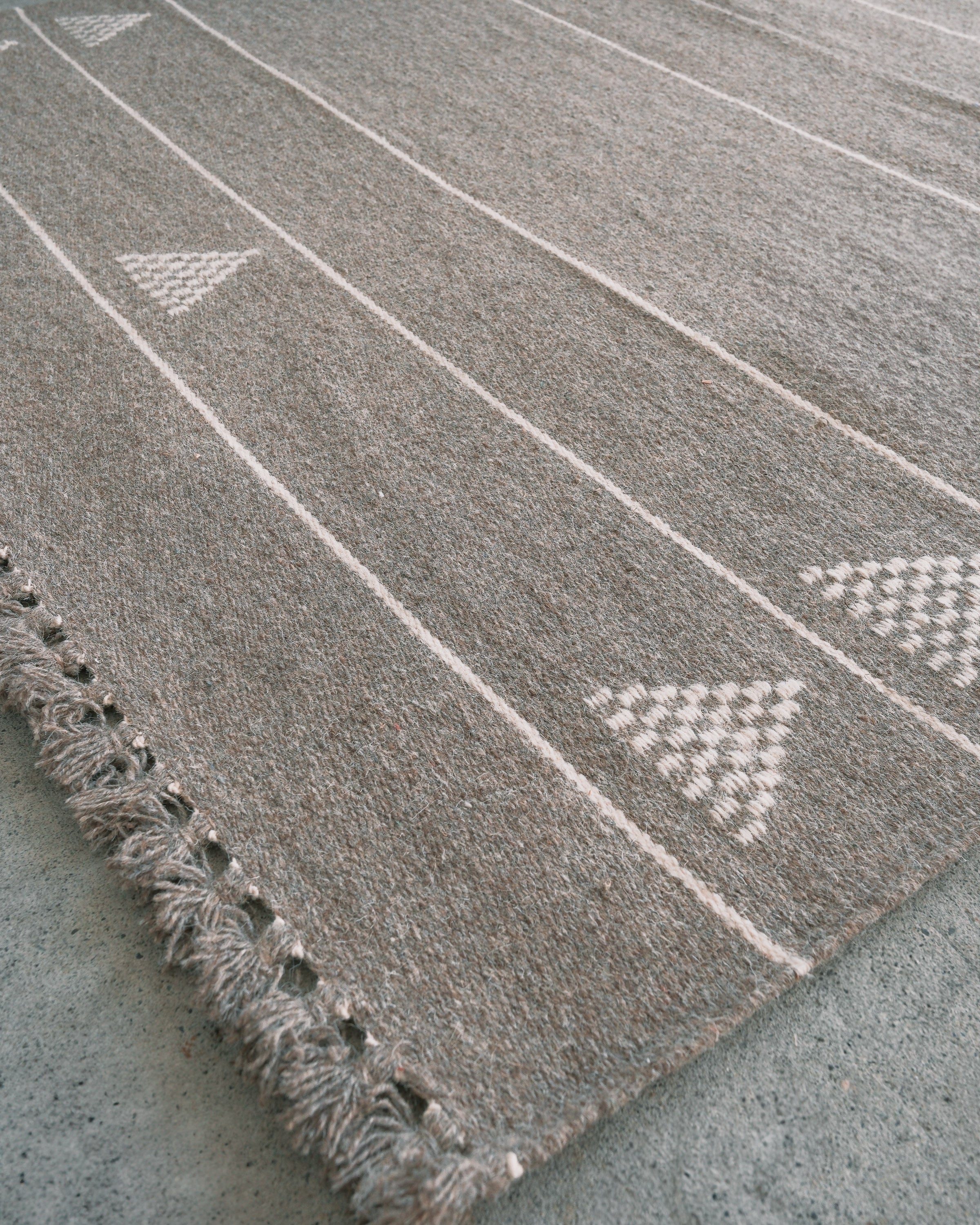 Wool Jawaja Carpet - Large - Stone - Image 3